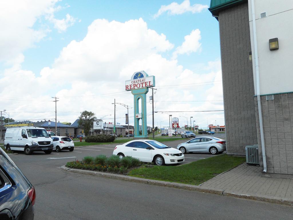 Repotel Aeroport Quebec Exterior photo